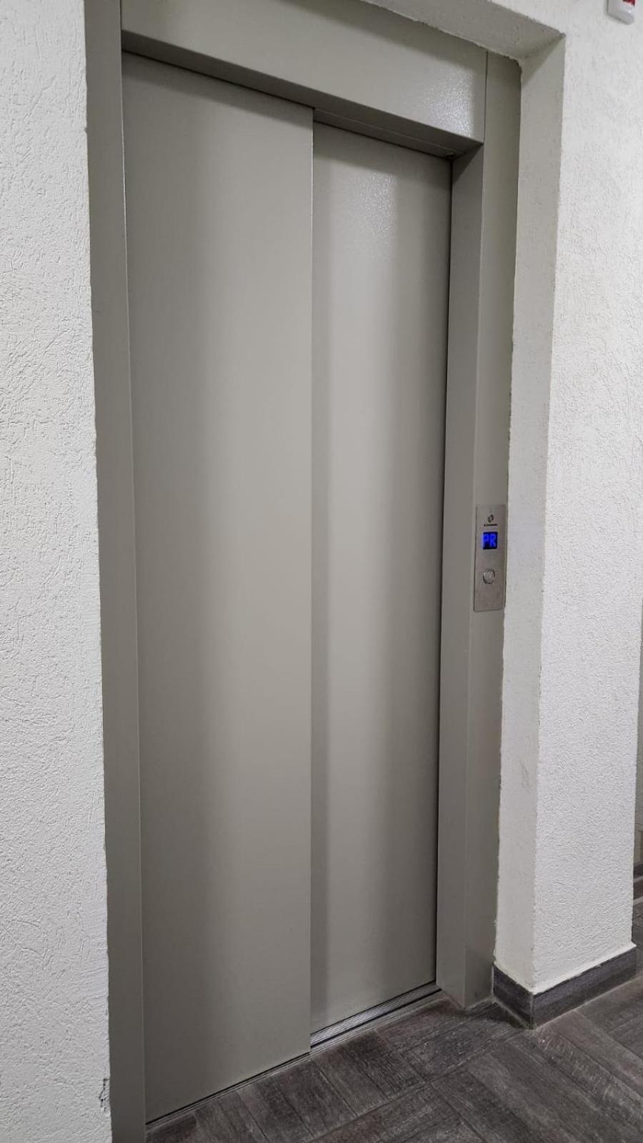 Appartement Tim Lux 3 à Čačak Extérieur photo